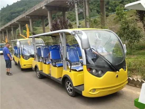 電動觀光車蓄電池加水工作需要哪些事項?